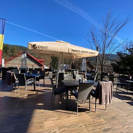 Royal Inn Busteni-Adults Only Exterior foto