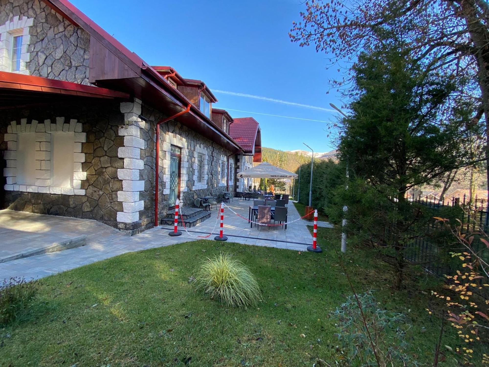 Royal Inn Busteni-Adults Only Exterior foto